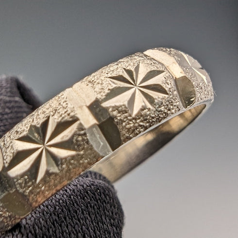 British vintage jewelry, sterling silver bright cut ring